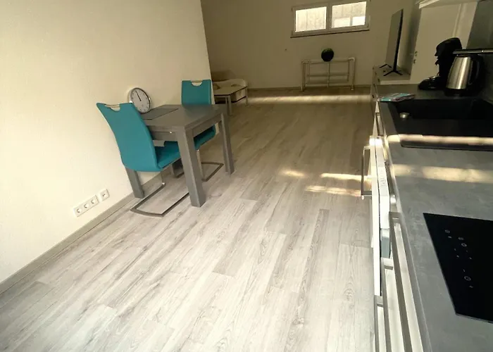 Moderne Souterrain Wohnung In Zentraler Lage