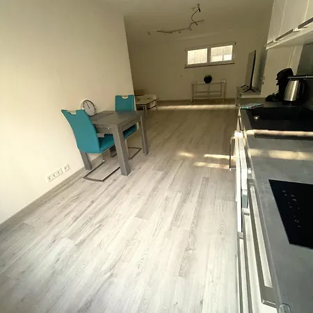 Moderne Souterrain Wohnung In Zentraler Lage Фильдерштадт Экстерьер фото